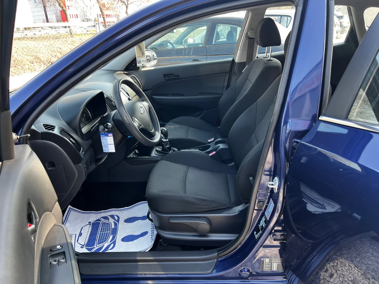 Hyundai I30 1.4i 140000km!!! SWISS, снимка 10 - Автомобили и джипове - 53743459