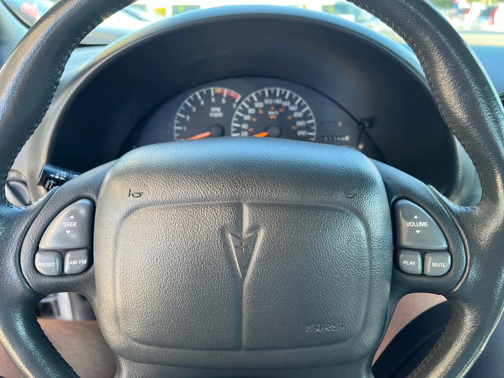 Pontiac Fiero Formula, снимка 11 - Автомобили и джипове - 53920032