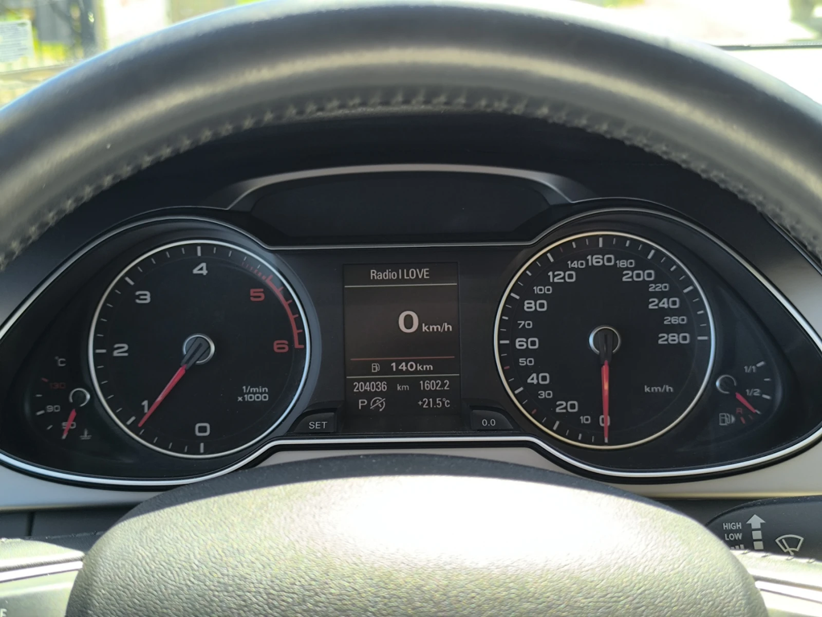 Audi A4 2.0 TDI / Bang & Olufsen, снимка 12 - Автомобили и джипове - 54111412