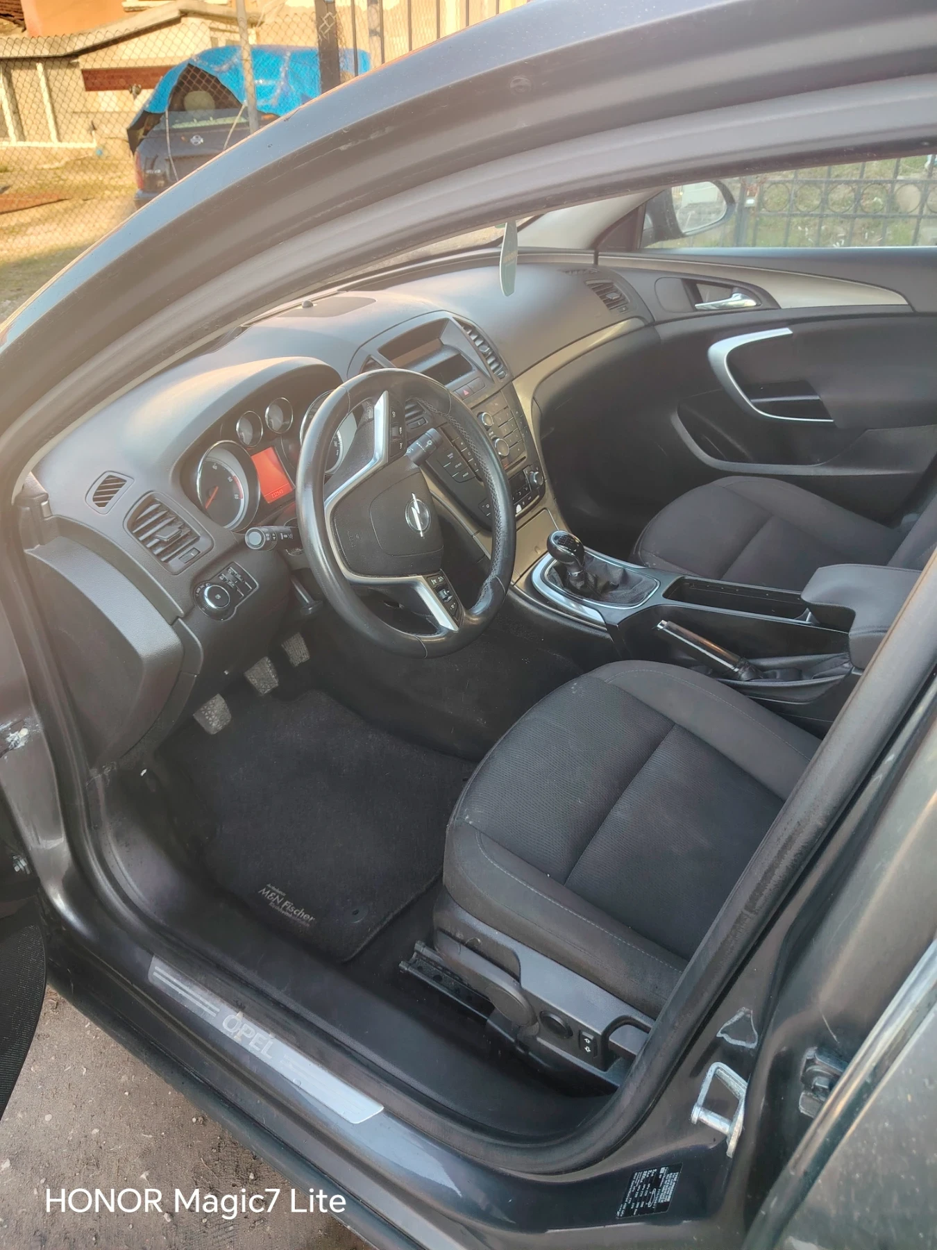 Opel Insignia, снимка 10 - Автомобили и джипове - 54231665