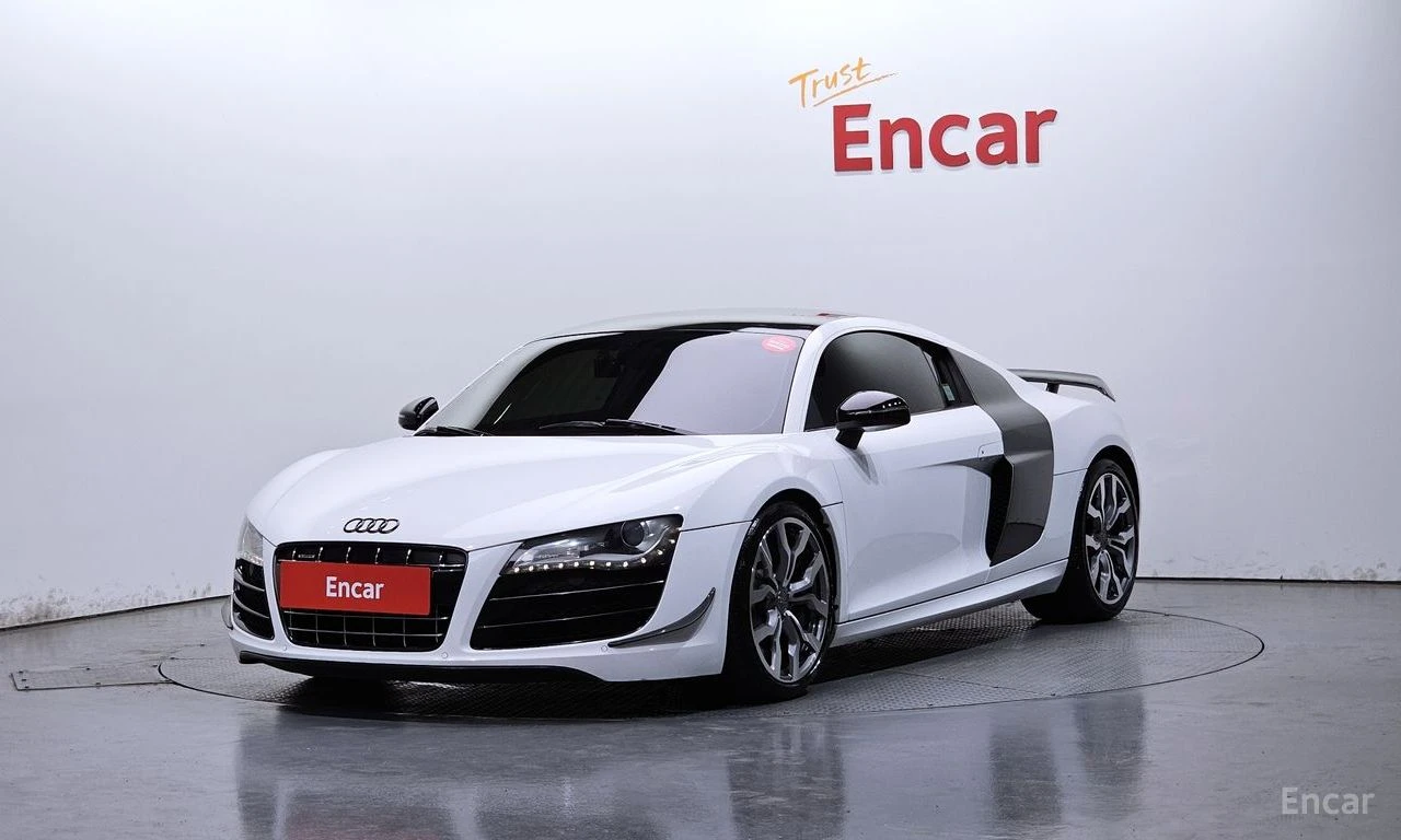 Audi R8 5.2* V10* 