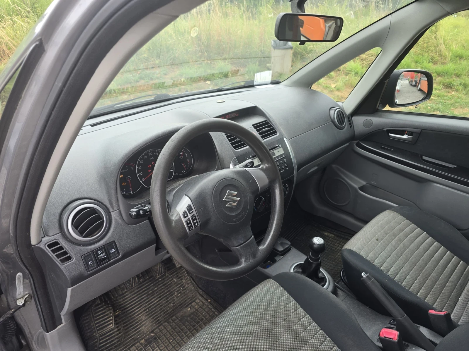 Suzuki SX4 1.6i/4x4/115000km, снимка 11 - Автомобили и джипове - 55258351
