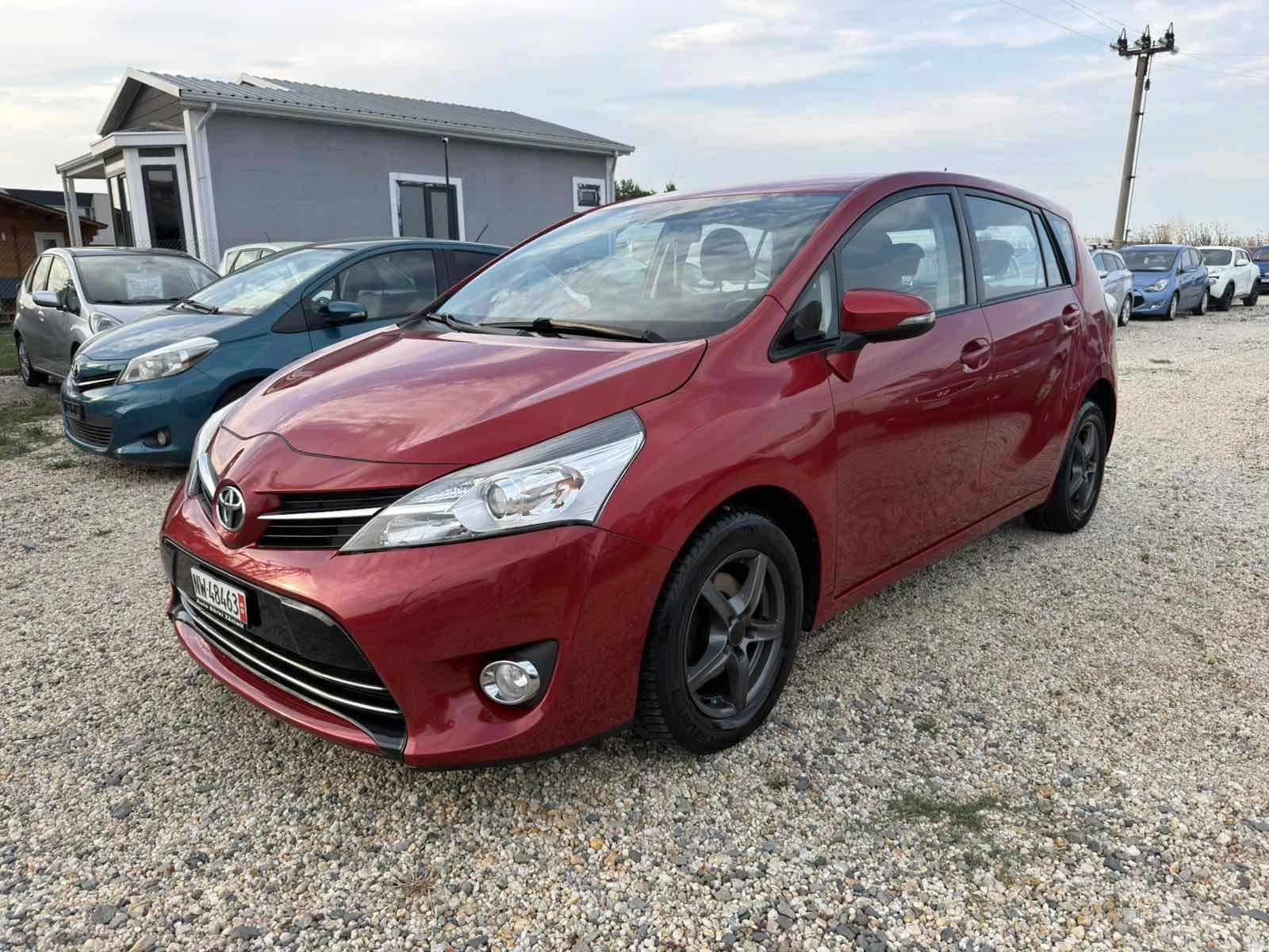 Toyota Verso 1.8i FACE, снимка 2 - Автомобили и джипове - 55316988