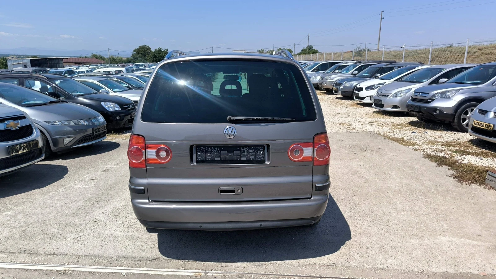 VW Sharan 2.0TDI 140кс, снимка 5 - Автомобили и джипове - 55443624