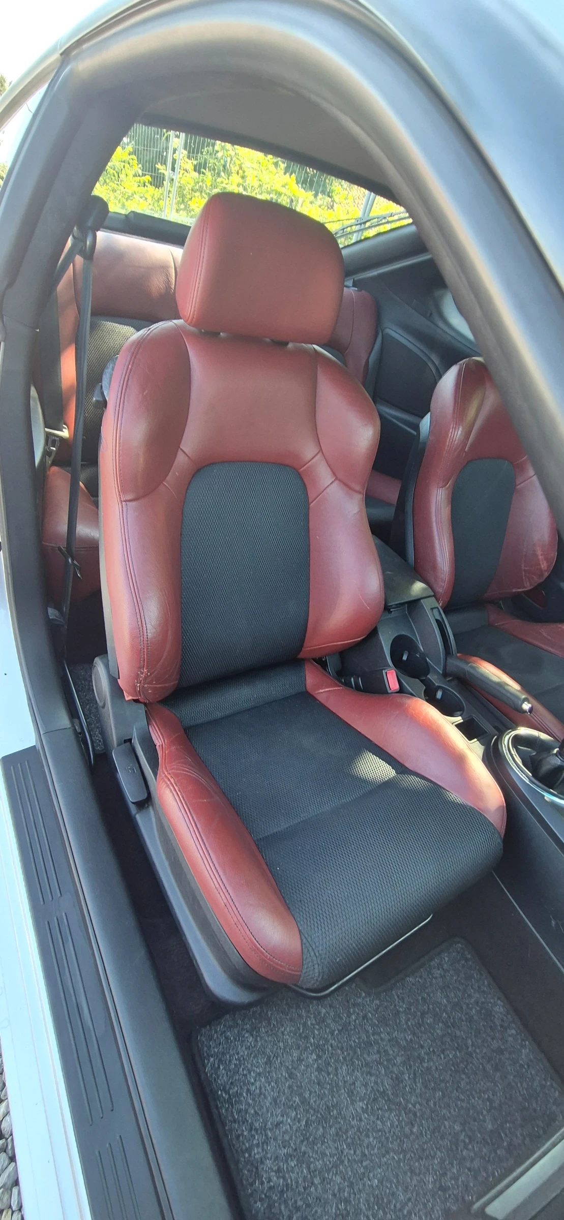 Hyundai Coupe 2.0-143кс.КЛИМА, снимка 11 - Автомобили и джипове - 55499625