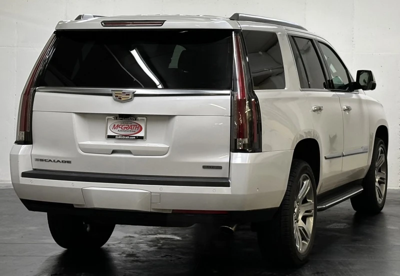 Cadillac Escalade Luxury 6.2 V8, снимка 7 - Автомобили и джипове - 49510371