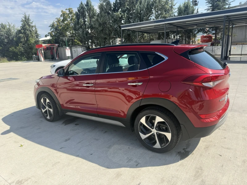 Hyundai Tucson TL  , снимка 6 - Автомобили и джипове - 52420162