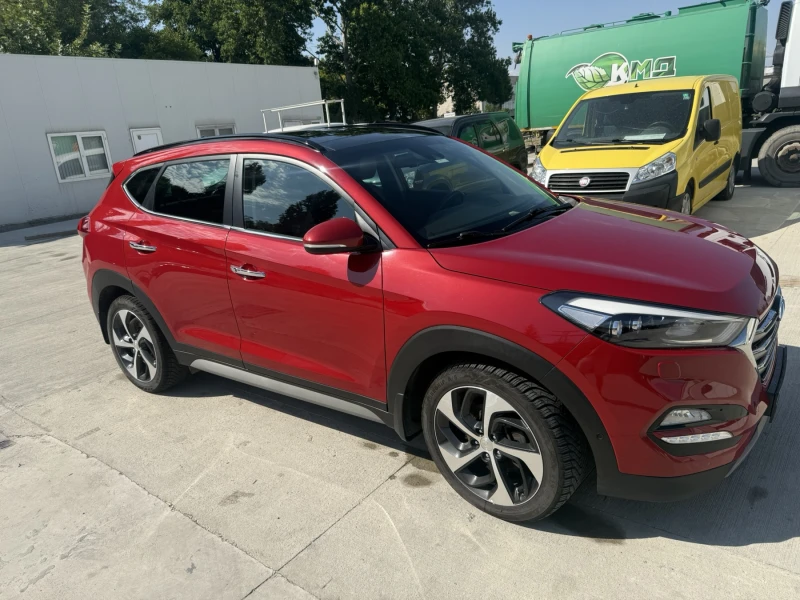 Hyundai Tucson TL  , снимка 8 - Автомобили и джипове - 52420162
