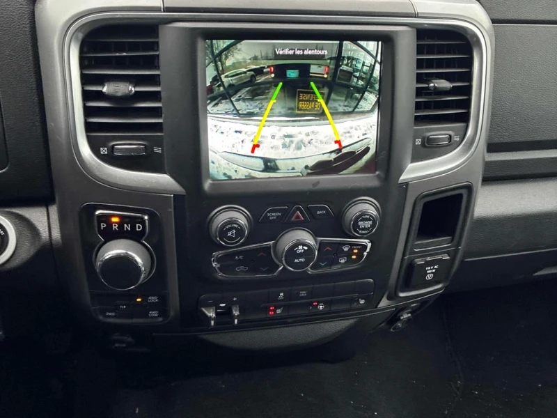 Dodge RAM 1500 * SLT * CARFAX * БЕЗ ПЪРВОНАЧАЛНА ВНОСКА, снимка 9 - Автомобили и джипове - 52910320