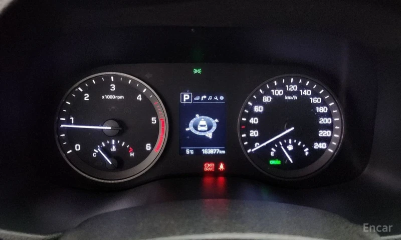 Hyundai Tucson, снимка 8 - Автомобили и джипове - 53329878