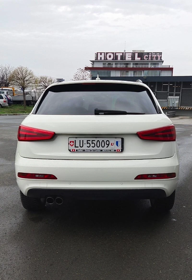 Audi Q3 2.0TFSi quattro Swiss, снимка 15 - Автомобили и джипове - 33873000