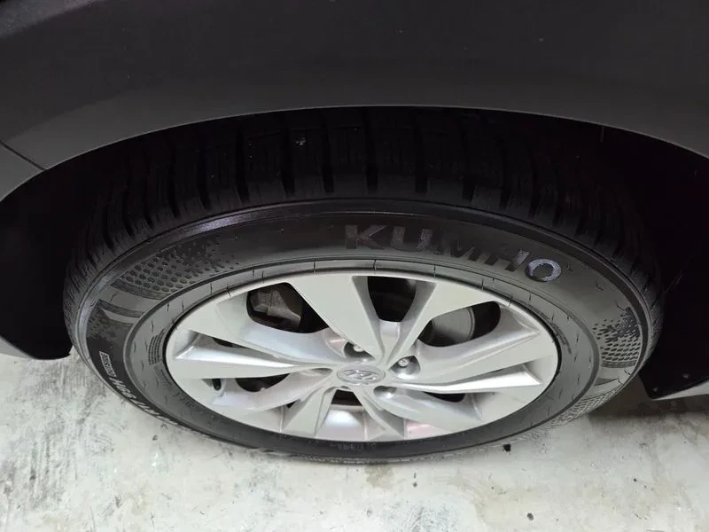 Hyundai Tucson DIESEL 2.0 4WD SMART, снимка 5 - Автомобили и джипове - 55349206