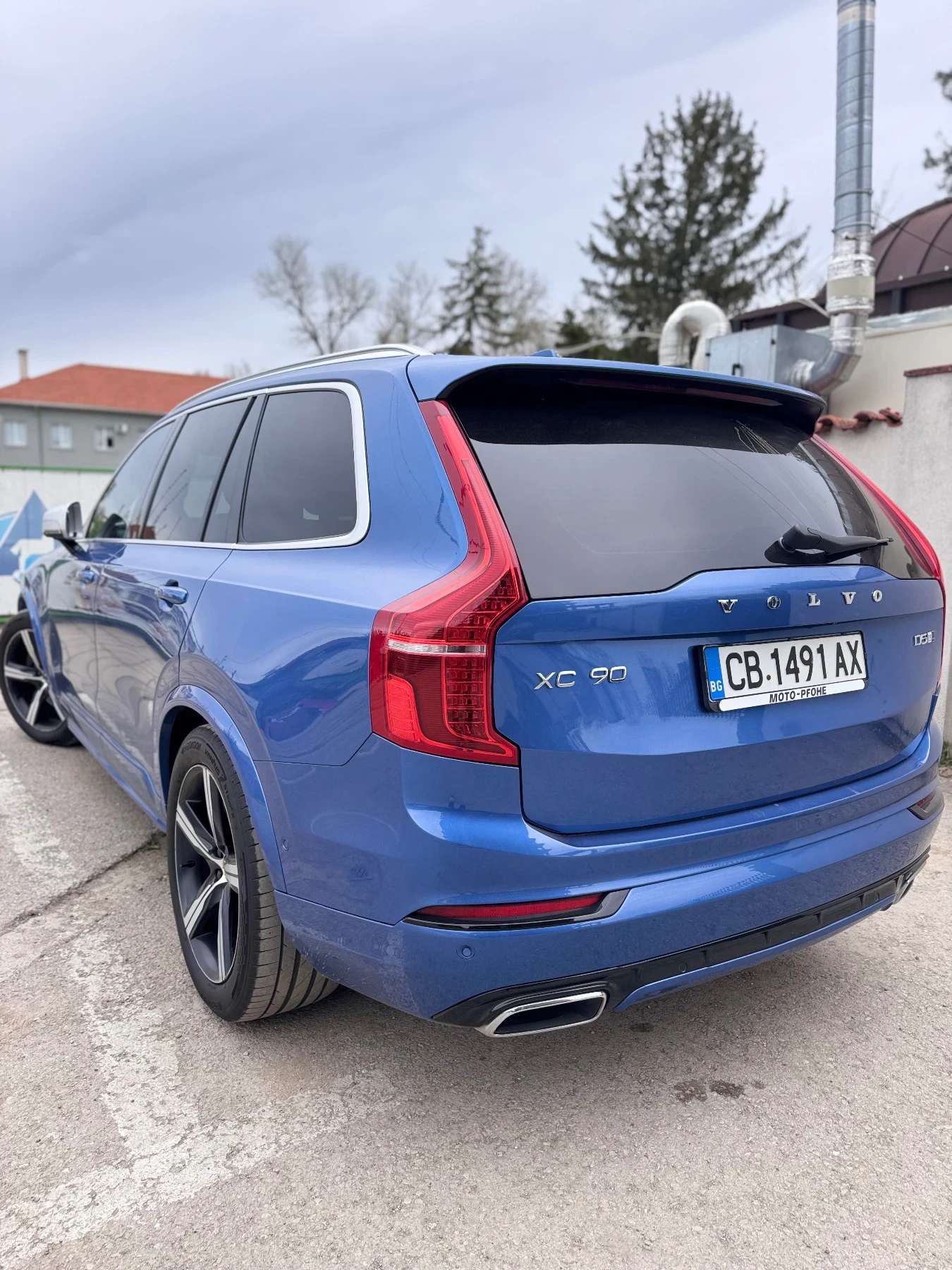 Volvo Xc90 R desing - изображение 9