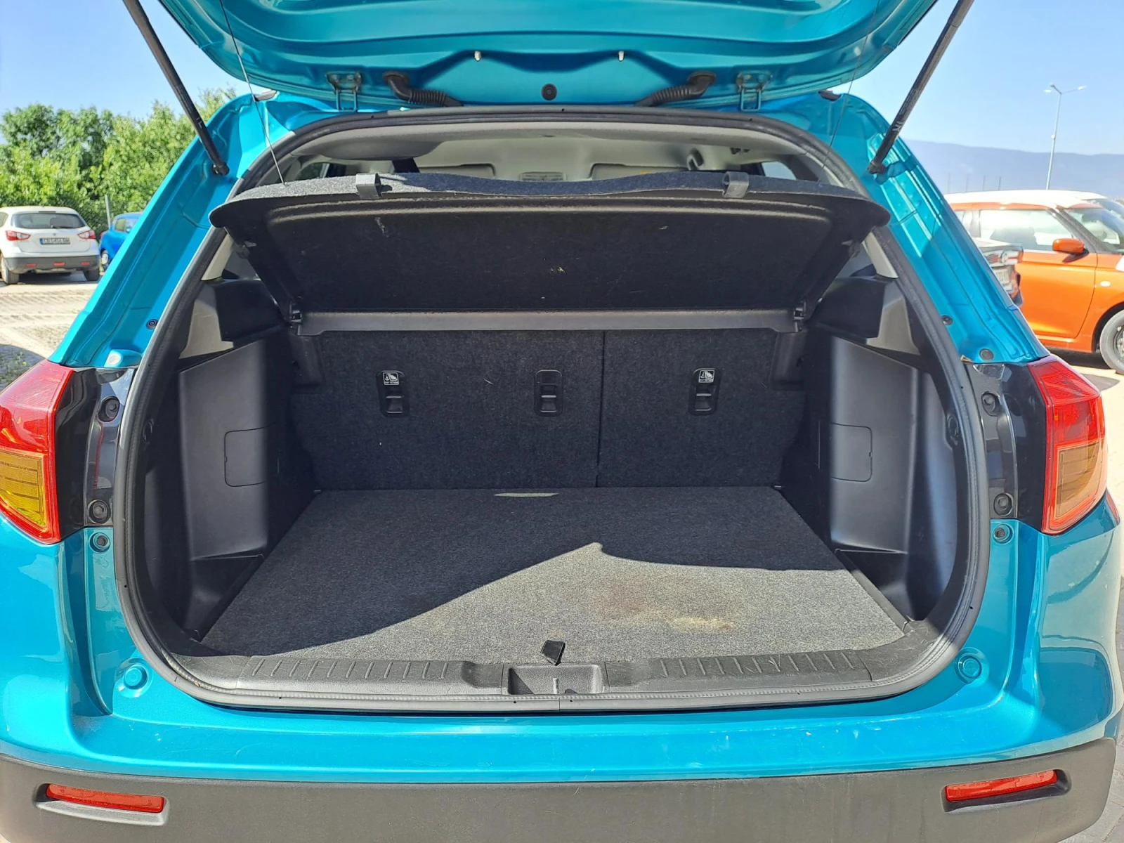 Suzuki Vitara 1.6 GL+ 4X4 - изображение 8