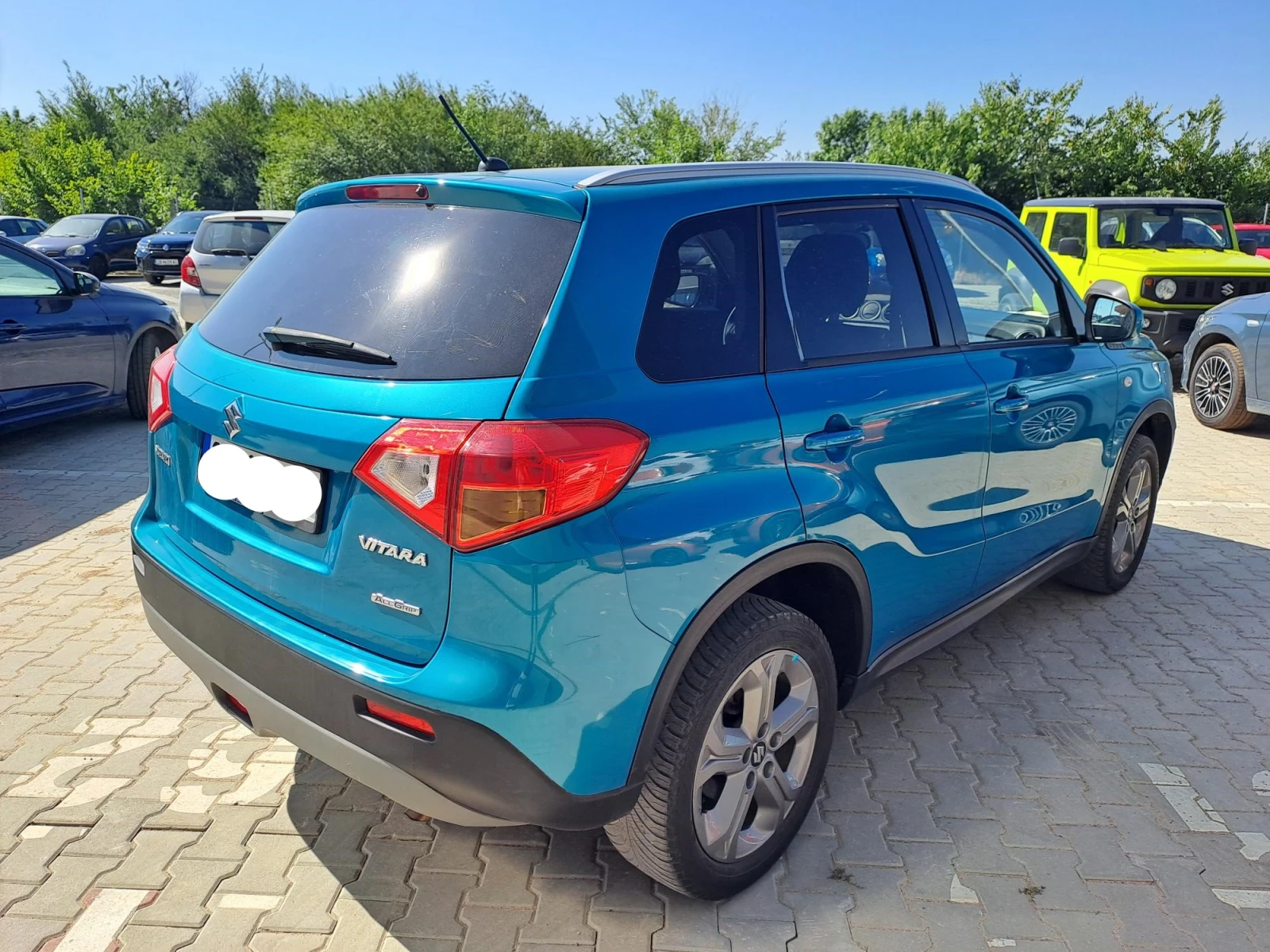 Suzuki Vitara 1.6 GL+ 4X4 - изображение 4