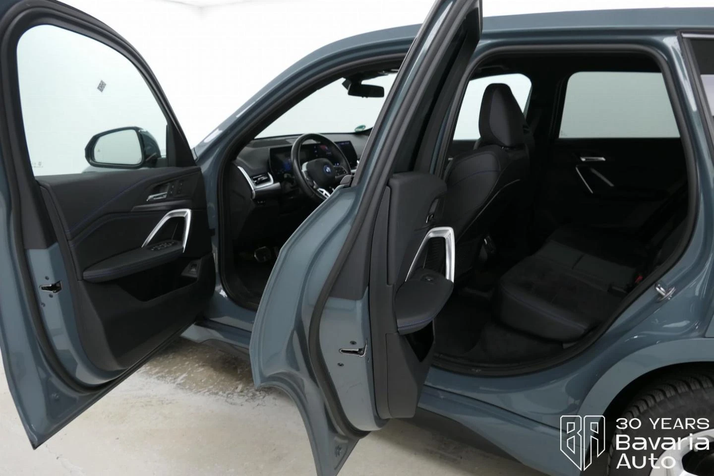 BMW iX1 30 xDrive M Sport Paket Automatic | Mobile.bg   5