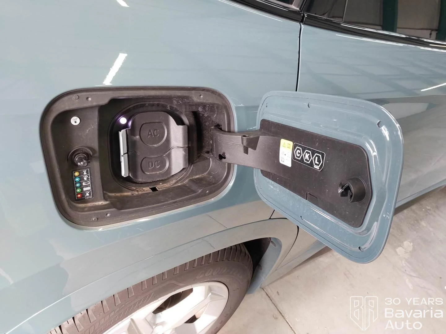 BMW iX1 30 xDrive M Sport Paket Automatic | Mobile.bg   12