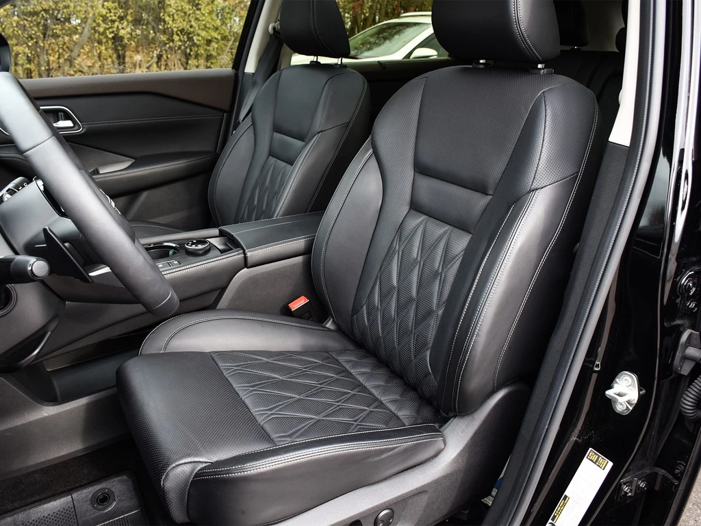 Nissan Rogue * * CARFAX * *   * *  | Mobile.bg   11