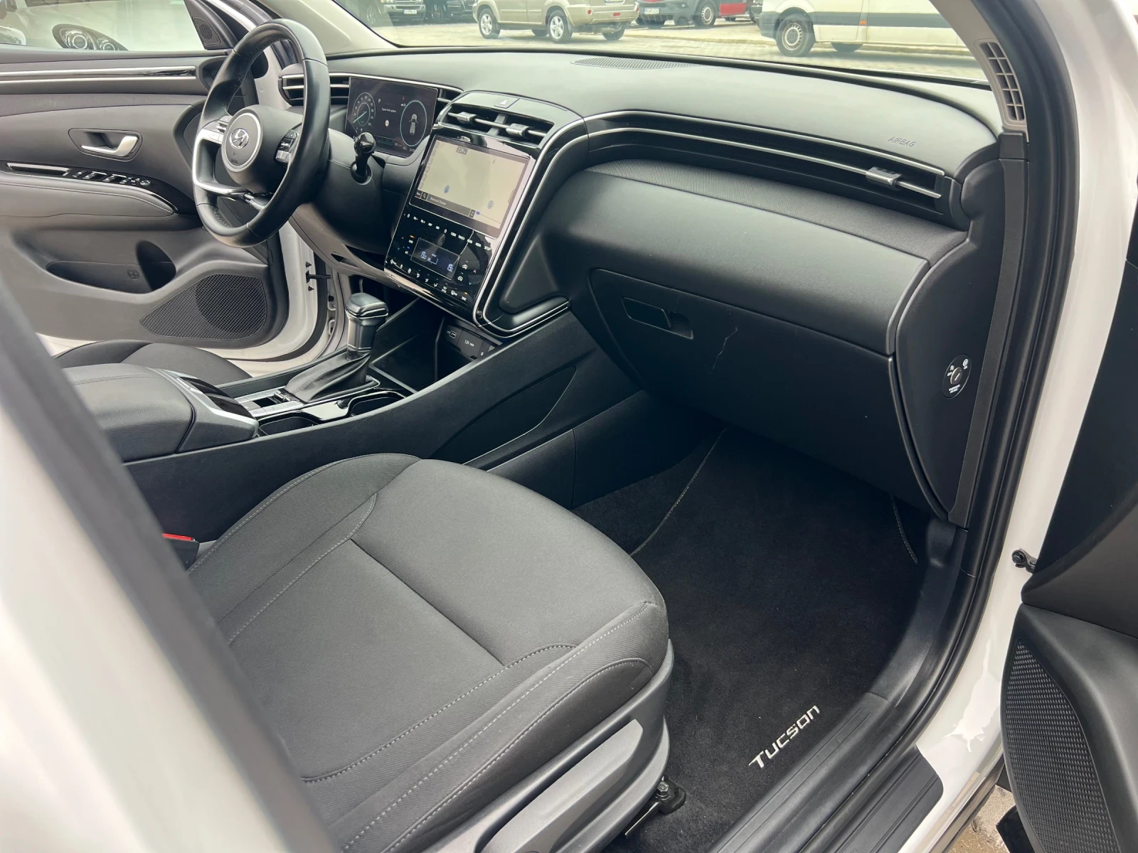 Hyundai Tucson 1, 6 Mild Hibrid, снимка 14 - Автомобили и джипове - 53950062