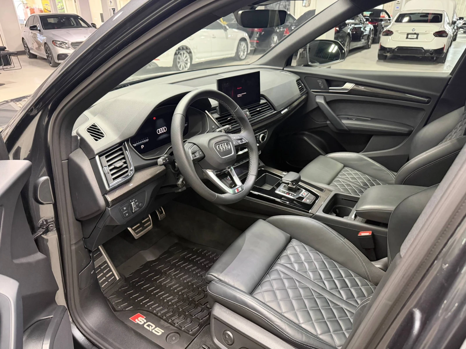 Audi SQ5 PROGRESSIV С РЕГИСТРАЦИЯ & АВТО КРЕДИТ, снимка 6 - Автомобили и джипове - 54005312