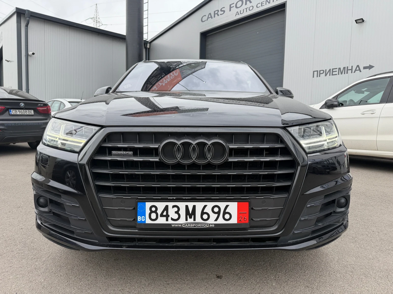 Audi Q7 3.0 TDI Quattro S line 7 Местен ДДС, снимка 2 - Автомобили и джипове - 54475285