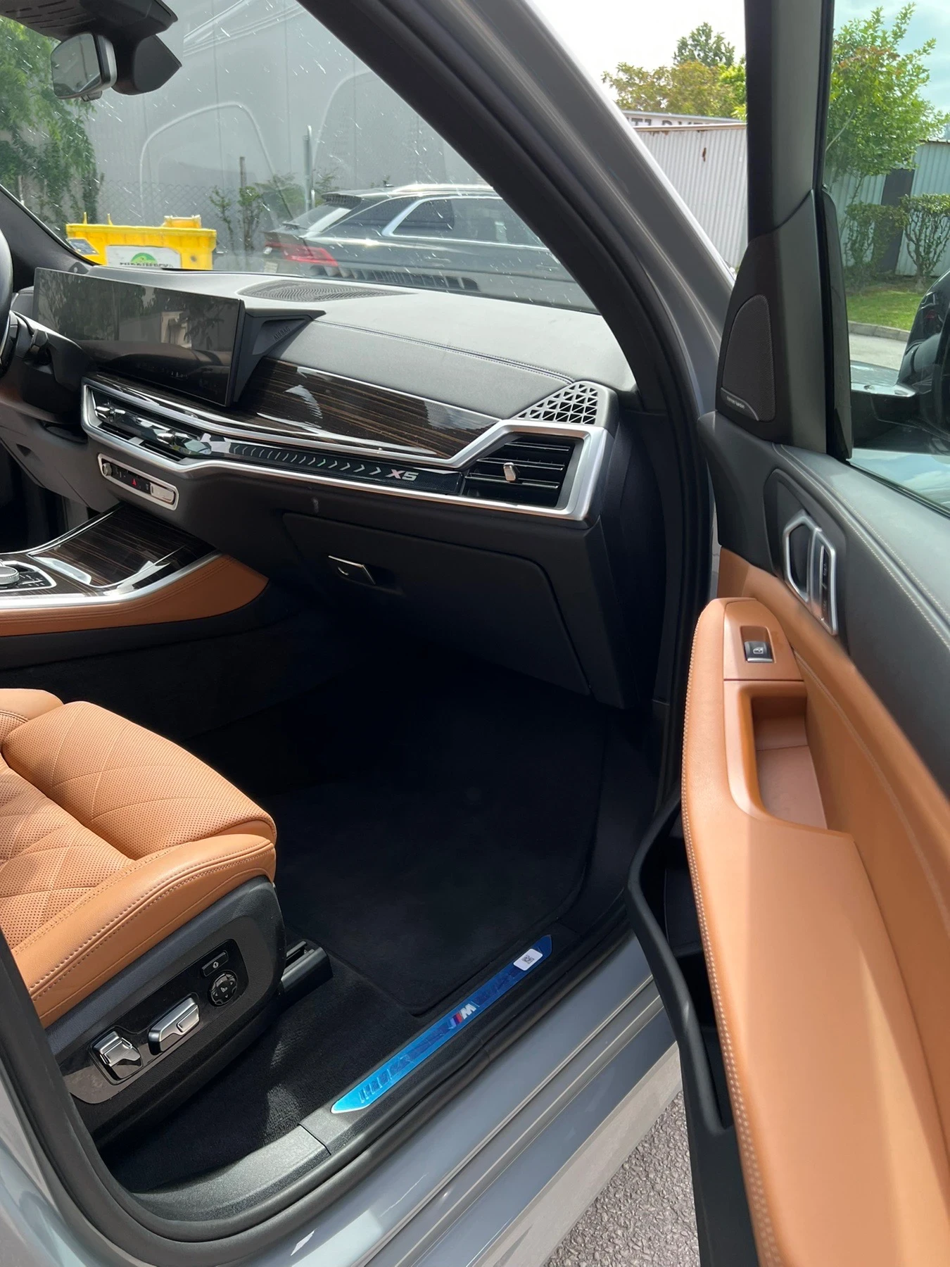 BMW X5 4.0d M pak, снимка 11 - Автомобили и джипове - 54490780