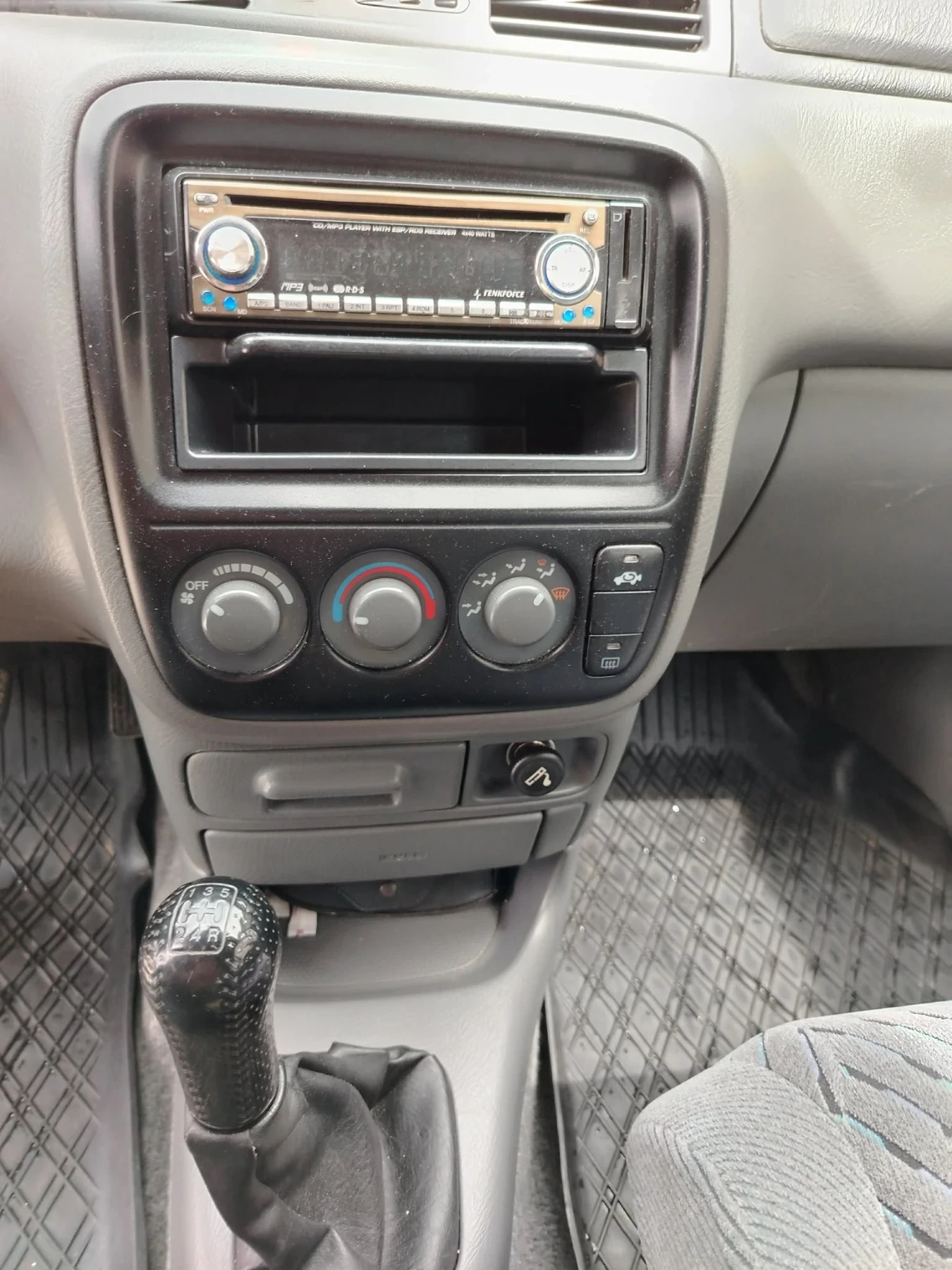 Honda Cr-v 2.0, снимка 10 - Автомобили и джипове - 54518200