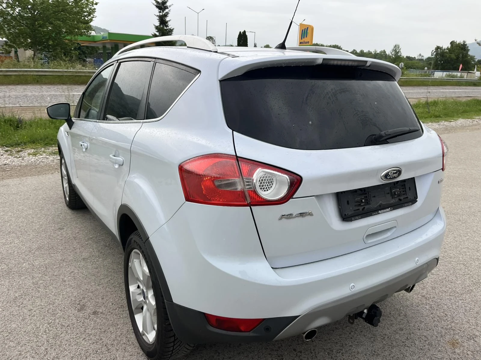 Ford Kuga 2.0HDI 163кс 6 СКОРОСТИ 4х4 АВТОПИЛОТ ВНОС ИТАЛИЯ, снимка 5 - Автомобили и джипове - 54646416