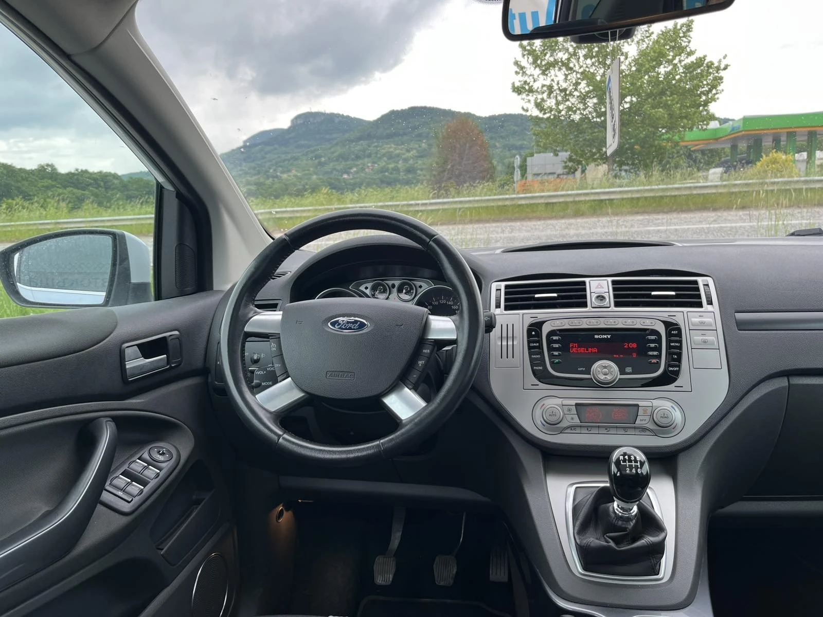 Ford Kuga 2.0HDI 163кс 6 СКОРОСТИ 4х4 АВТОПИЛОТ ВНОС ИТАЛИЯ, снимка 11 - Автомобили и джипове - 54646416