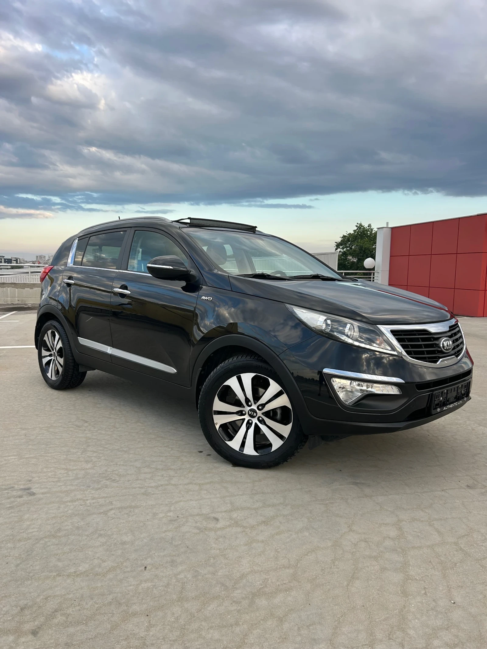 Kia Sportage 2.0 CRDI // 185к.с.// 4х4 // Автоматик // Панорама