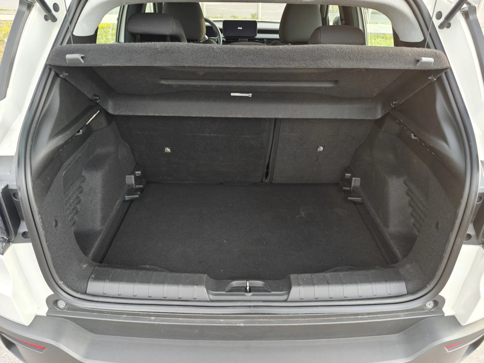 Jeep Avenger 56KWH | Mobile.bg � ����������� 15
