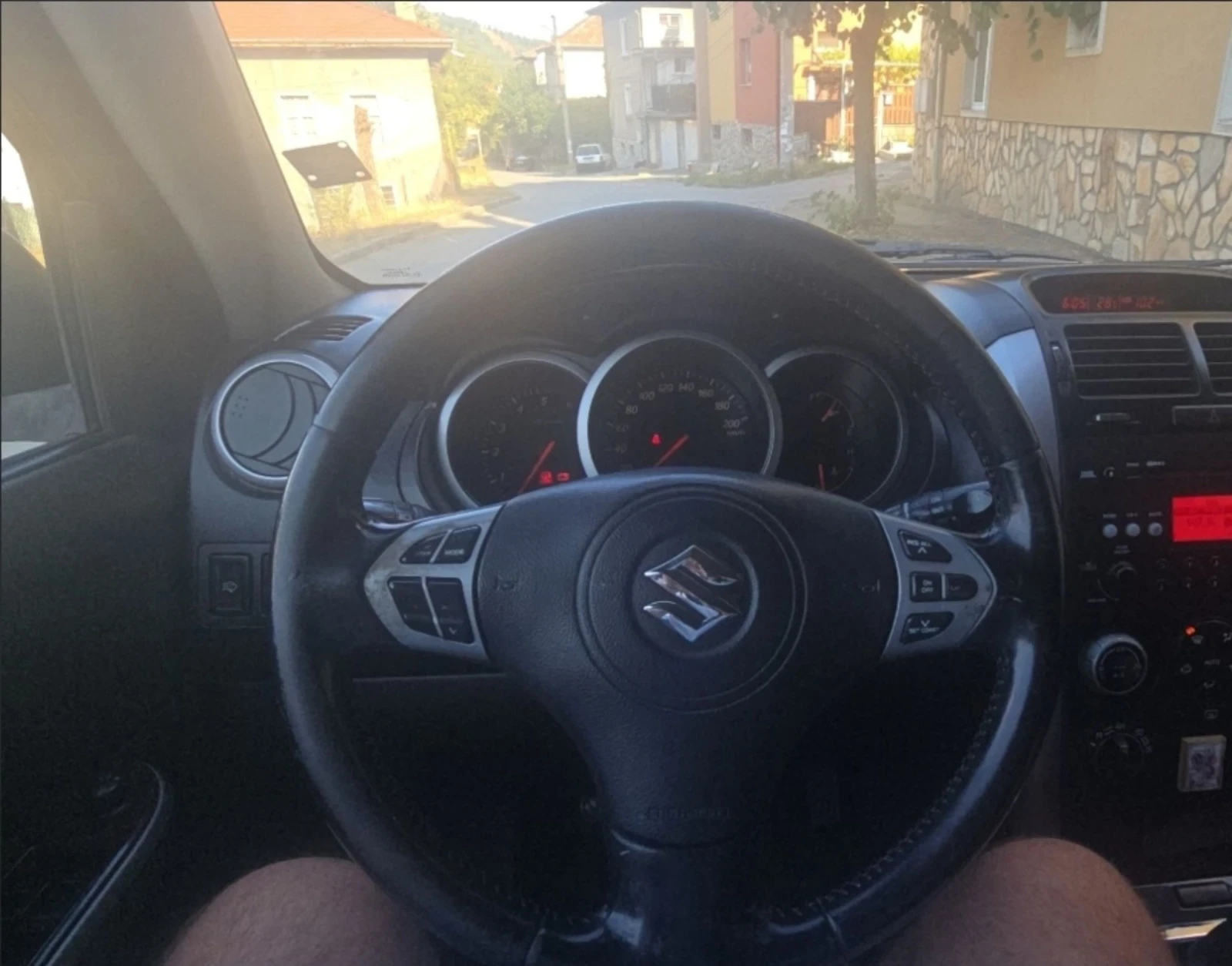 Suzuki Grand vitara, снимка 10 - Автомобили и джипове - 55617404