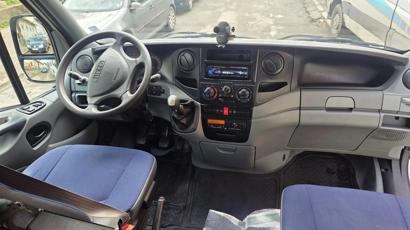 Iveco Daily Tourys, снимка 9 - Бусове и автобуси - 54054968