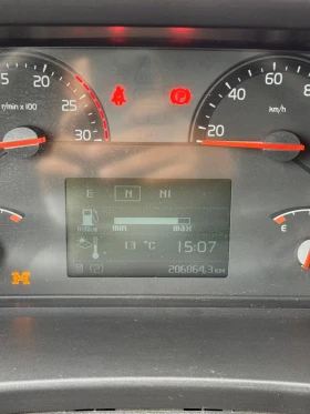 Volvo Fm 420 8X4 +  Palfinger PK65002-G Winch, снимка 11