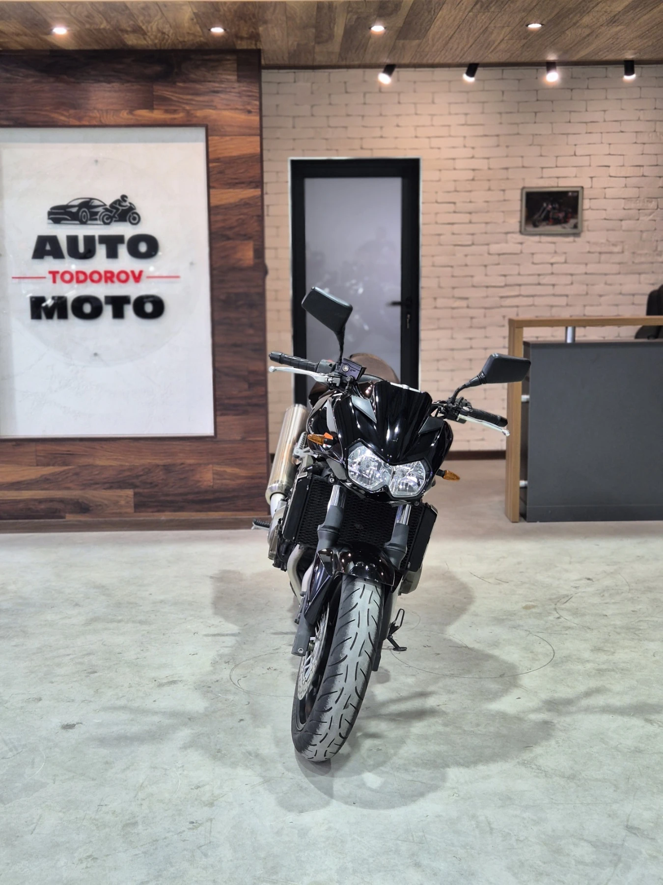 Kawasaki Z 750 Нов внос от ШВЕЙЦАРИЯ!!!, снимка 2 - Мотоциклети и мототехника - 54754113