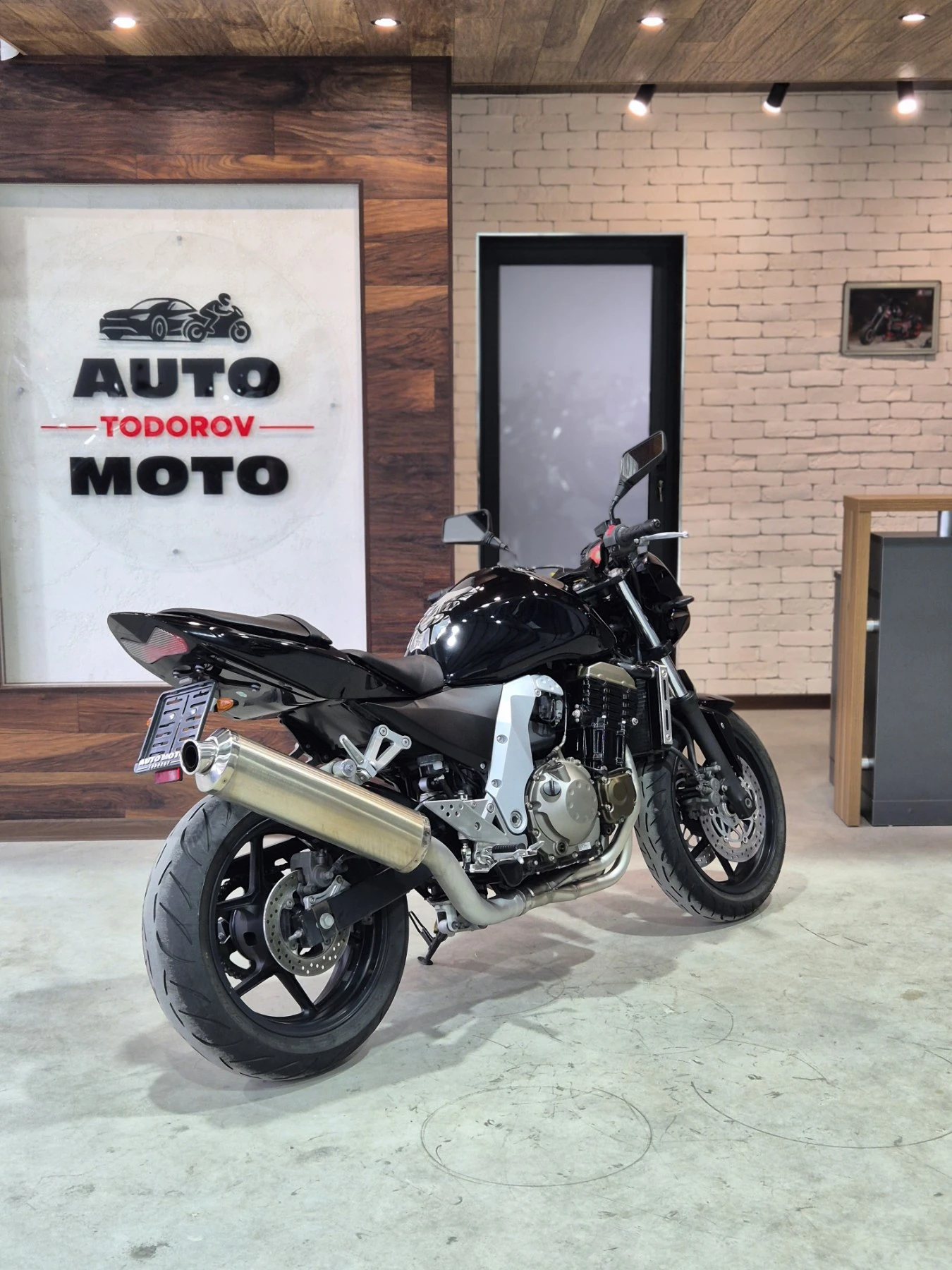 Kawasaki Z 750 Нов внос от ШВЕЙЦАРИЯ!!!, снимка 6 - Мотоциклети и мототехника - 54754113