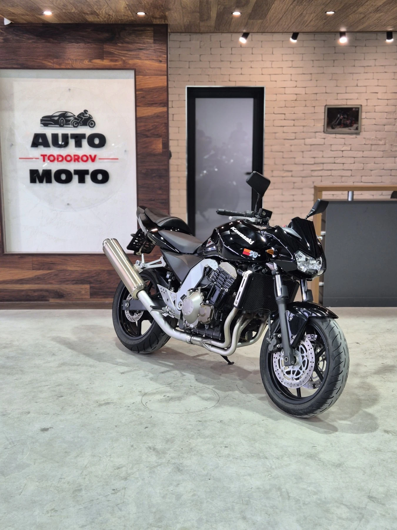 Kawasaki Z 750 Нов внос от ШВЕЙЦАРИЯ!!!