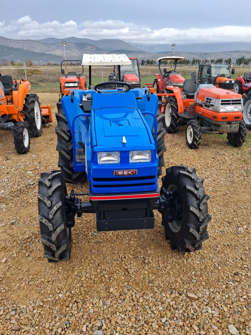 Трактор Kubota, снимка 2 - Селскостопанска техника - 52453050