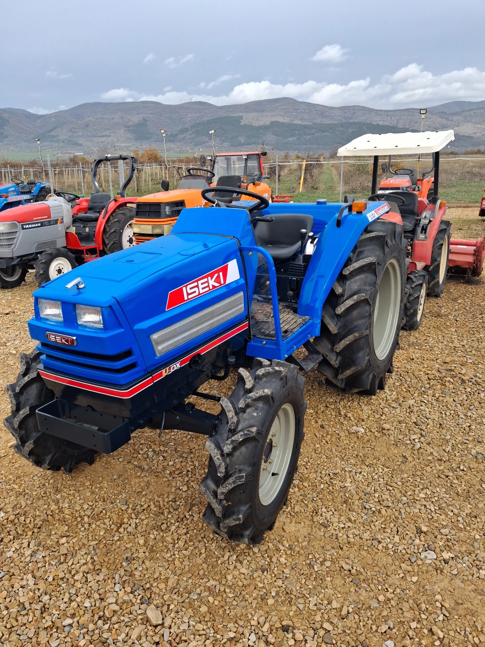 Трактор Kubota  - изображение 3