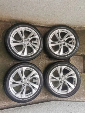      225/45R17