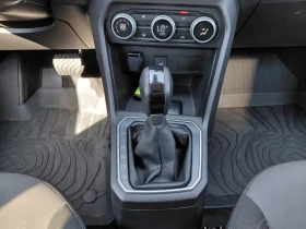 Dacia Jogger 1.6 E-Tech Full Hybrid 140/(6+ 1)места, снимка 11