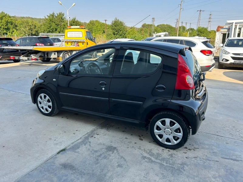 Peugeot 107 1.0i 130000km* Facelift* UNIKAT* , снимка 4 - Автомобили и джипове - 31335924