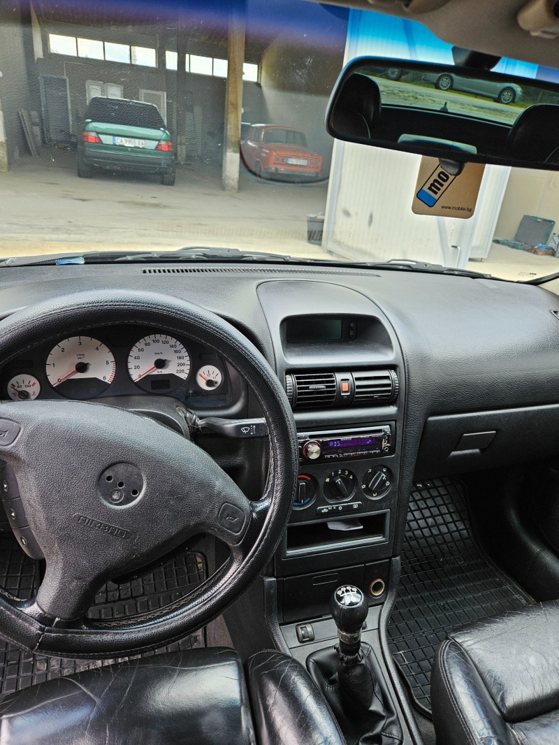 Opel Astra, снимка 8 - Автомобили и джипове - 45733470