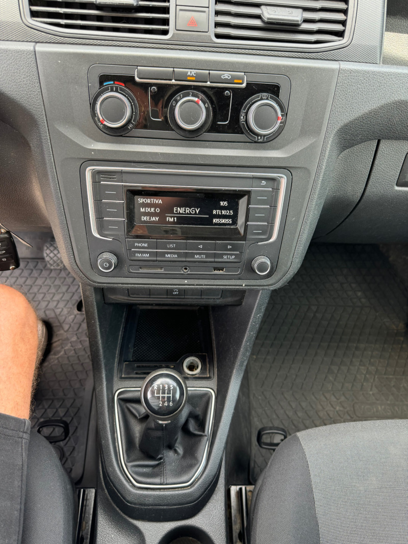 VW Caddy Maxi-Сервизиран-1.4i 110hp-3.2019г-228000км-, снимка 10 - Автомобили и джипове - 46308527