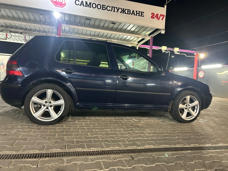 VW Golf 4, снимка 7 - Автомобили и джипове - 47460700