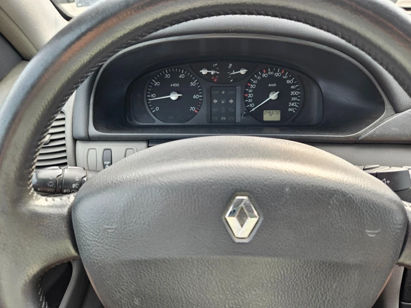 Renault Laguna II Grandtour, снимка 8 - Автомобили и джипове - 48593123