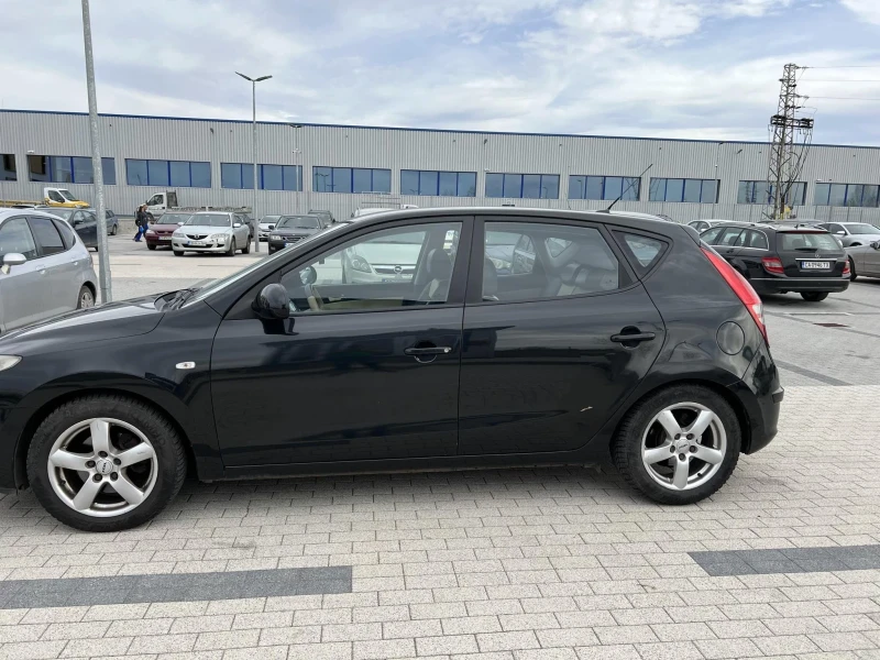 Hyundai I30, снимка 3 - Автомобили и джипове - 47908265