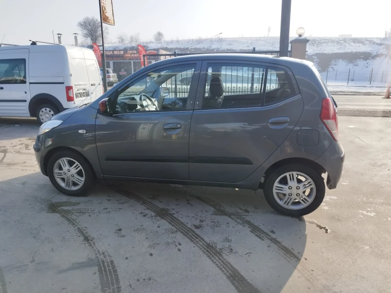 Hyundai I10 1.1i, снимка 6 - Автомобили и джипове - 48042650