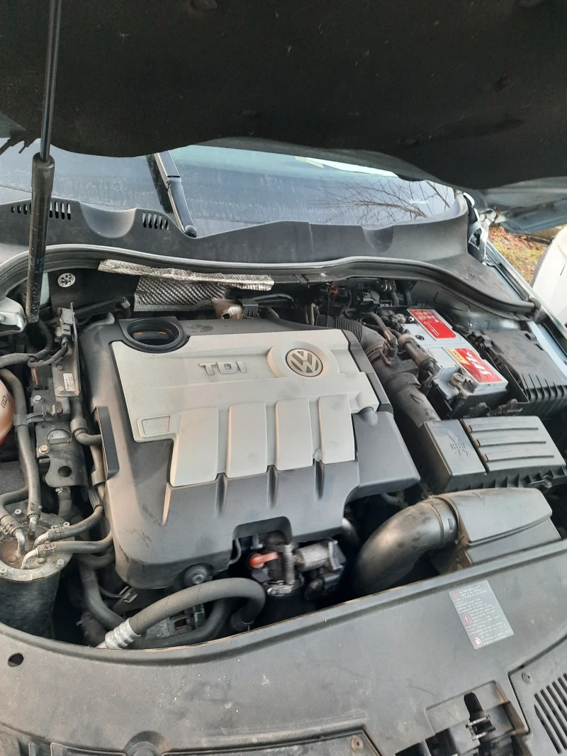 VW Passat, снимка 10 - Автомобили и джипове - 48620792