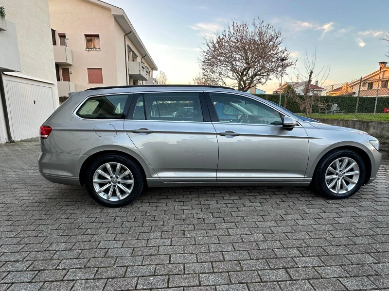 VW Passat, снимка 10 - Автомобили и джипове - 48786592